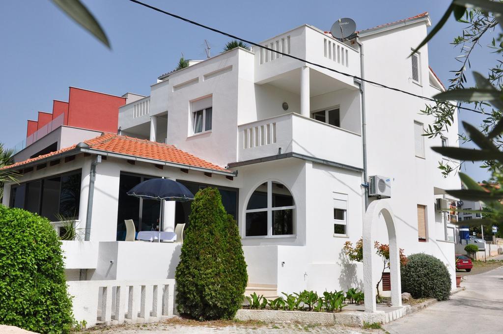 Villa Pinocchio Подстрана Екстер'єр фото